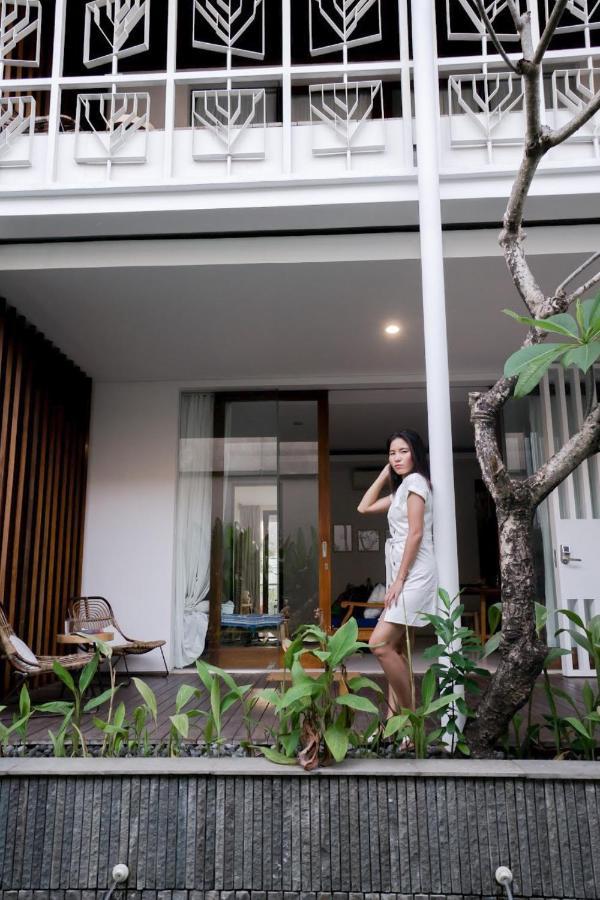 Pelangi 148 Beach Suites 세미냑 외부 사진