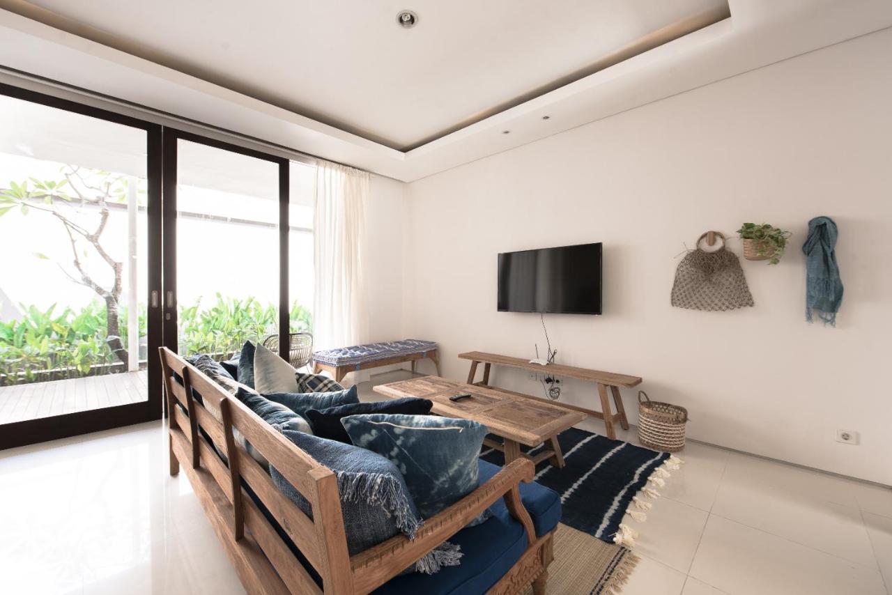Pelangi 148 Beach Suites 세미냑 외부 사진