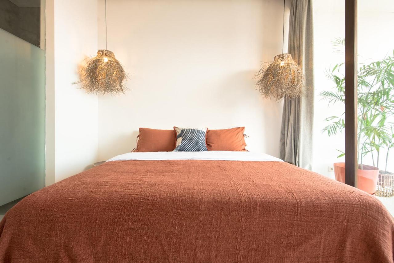 Pelangi 148 Beach Suites 세미냑 외부 사진