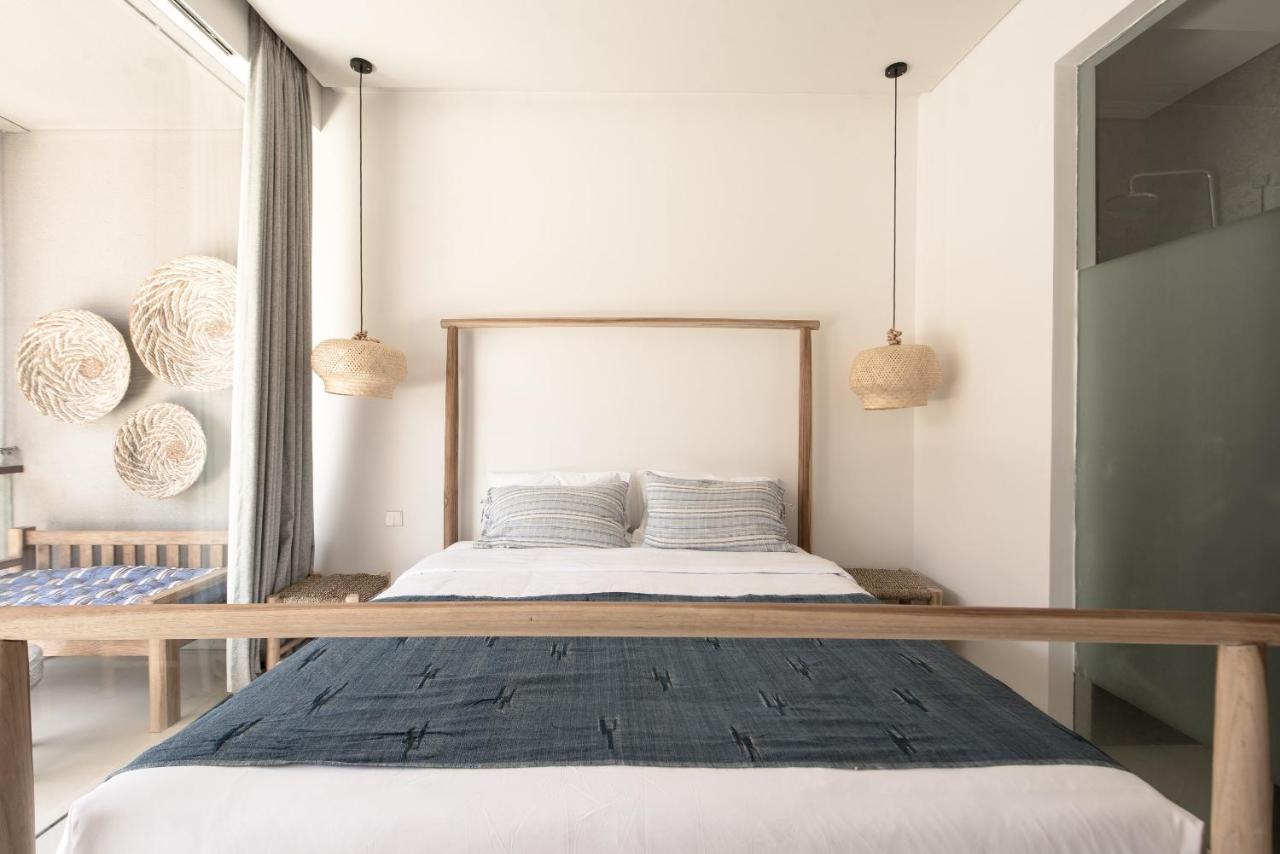 Pelangi 148 Beach Suites 세미냑 외부 사진
